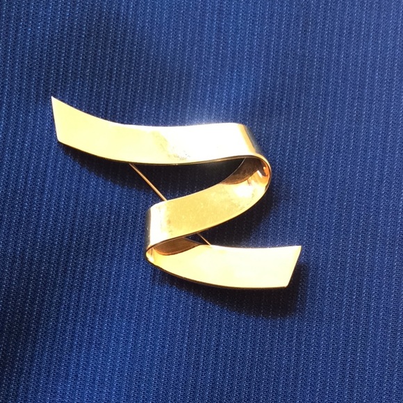 Monet gold brooch - Picture 5 of 5